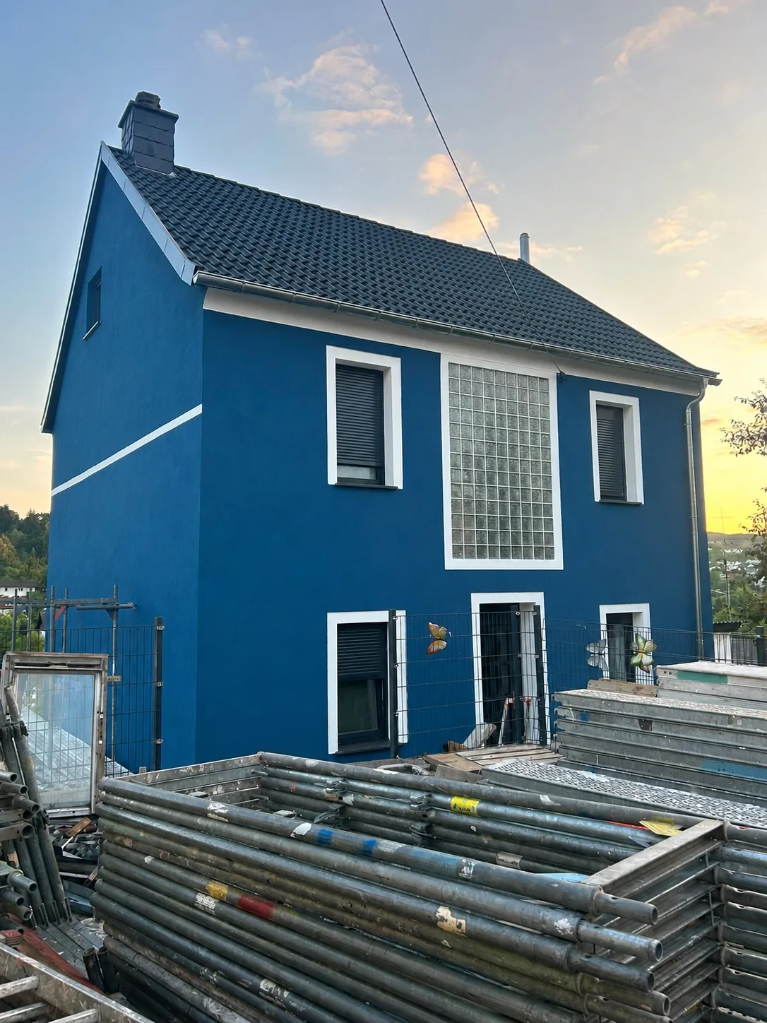 Blaues Haus – Fassadenarbeit